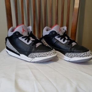 Air Jordan 3 Retro "Black Cement"